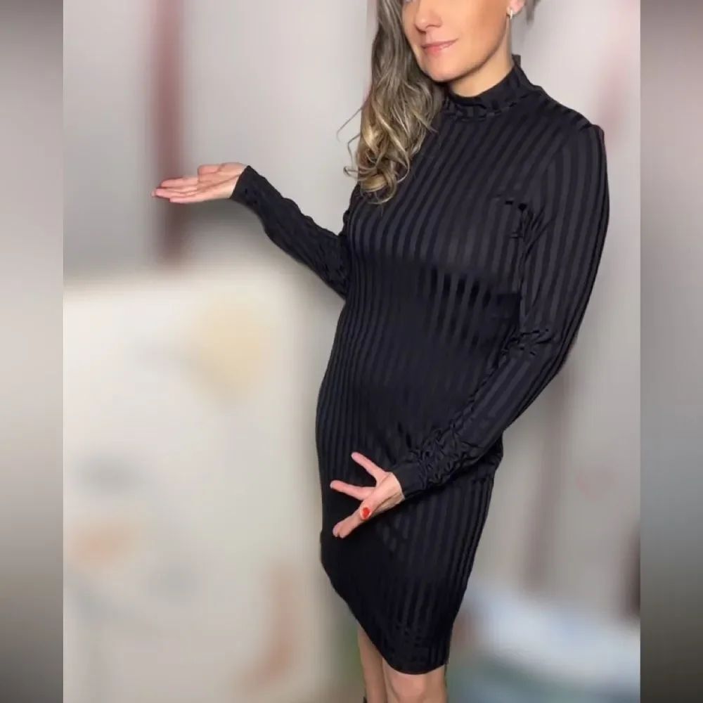 H&M Elegant Black Striped Long Sleeve Form Fitting Mock Neck Dress (Size: Small)